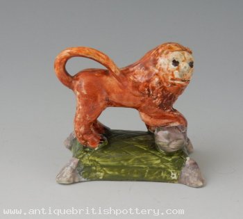 Pearlware 'Medici' Lion